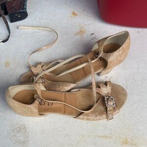 Glamorous Beige Heels with Rhinestone Bow